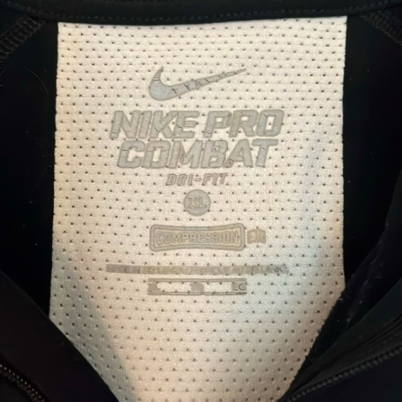 WOMEN’S NIKE HOODED SPORTS JACKET : SIZE XL - Picture 2 of 3